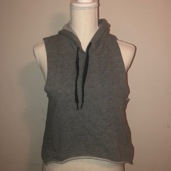Aeropostale Sleeveless Hoodie - Picture 2 of 3